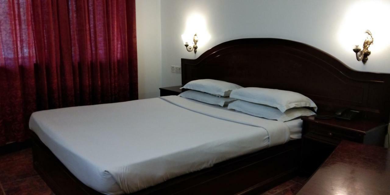 מנגלור Hotel Residency Park מראה חיצוני תמונה